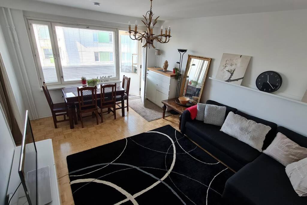 Scandinavian 2-Rooms Apartment City Center 赫尔辛基 外观 照片